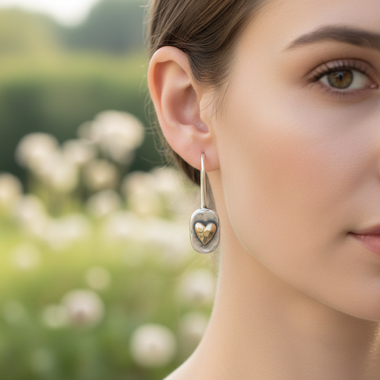 Silberfarbene Ohrhänger - HeartGlow 