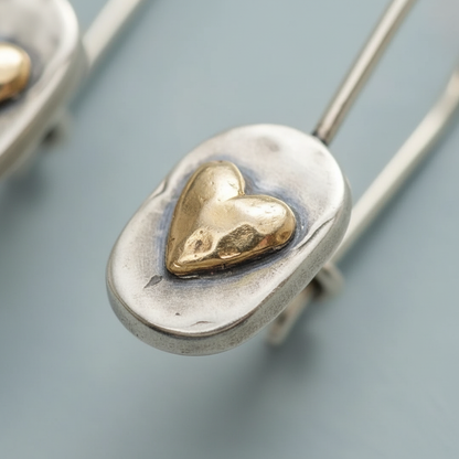 Silberfarbene Ohrhänger - HeartGlow 