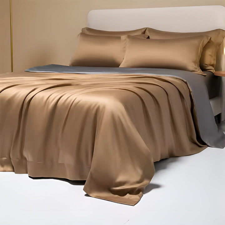 Luxuriöses Seidensatin-Bettwäsche-Set, goldfarben, ultra atmungsaktiv, aus Bio-Bambus.