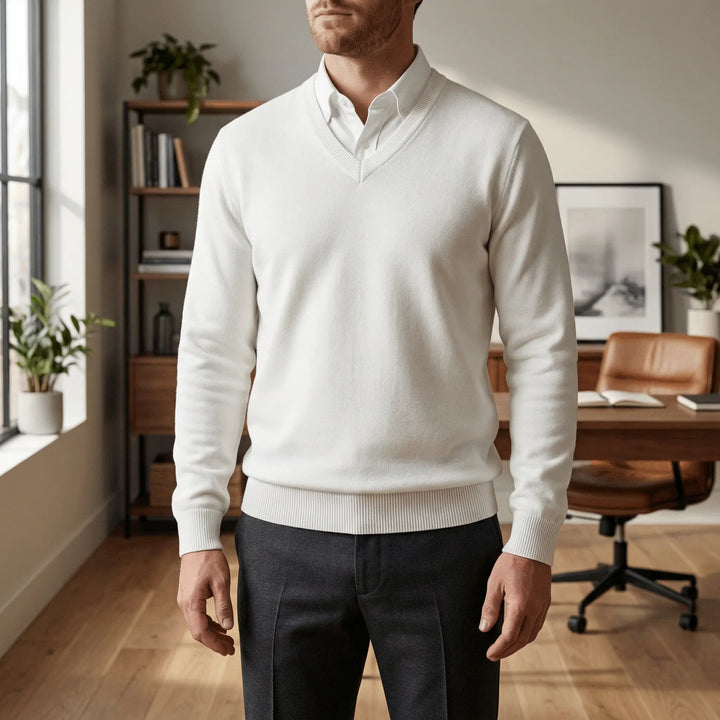 Slim-Fit V-Ausschnitt Pullover - Keanu