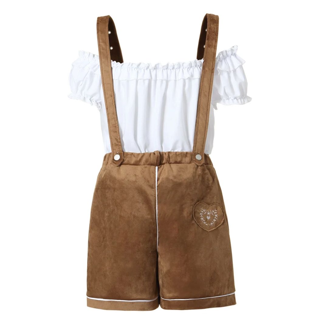 Braune Lederhose für Kinder mit Hosenträgern, Herzstickerei, weißes Rüschenoberteil.