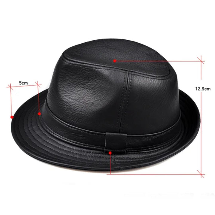 Schwarzer Lederhut, Fedora-Stil, mit Maßen, modisches Accessoire für Herren.