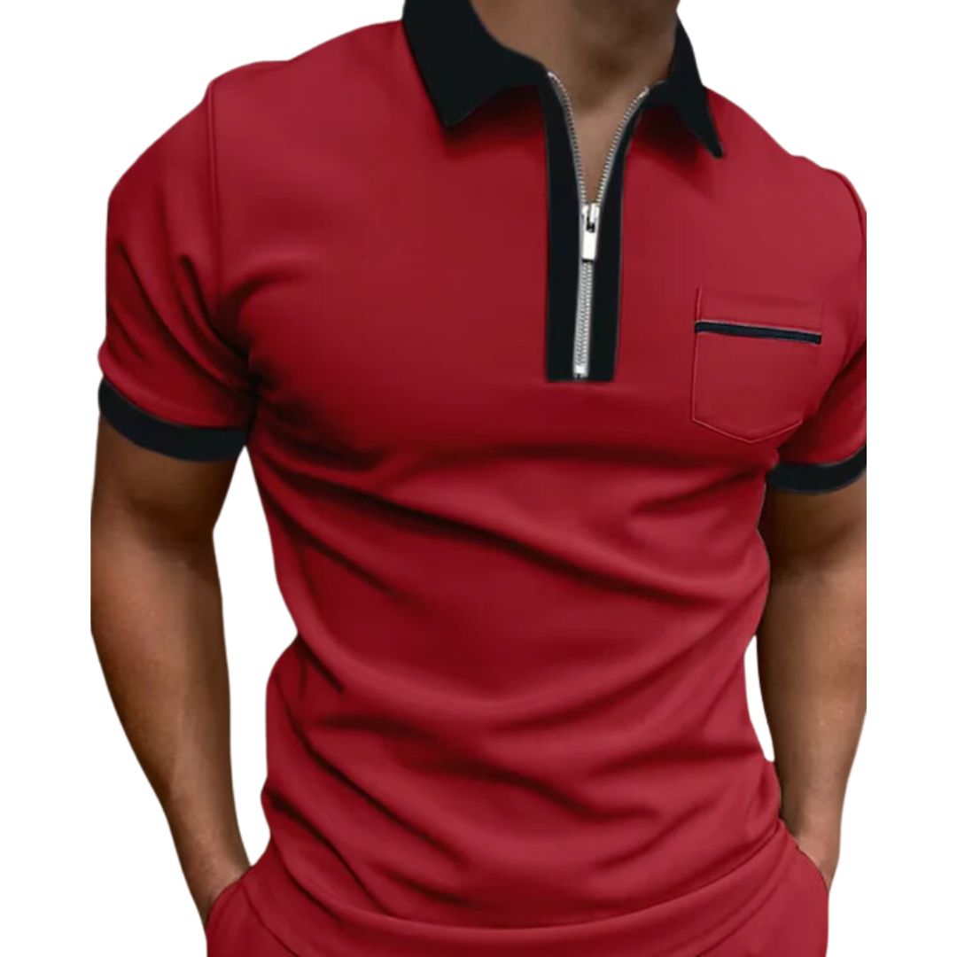 Rotes Herren-Poloshirt mit Reißverschluss, schwarzem Kragen und Brusttasche.