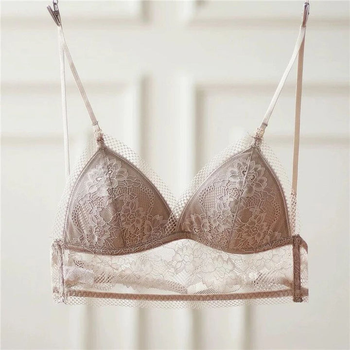 Spitzen-BH in Beige, Damenunterwäsche, verstellbare Träger, elegantes Design, Dessous.