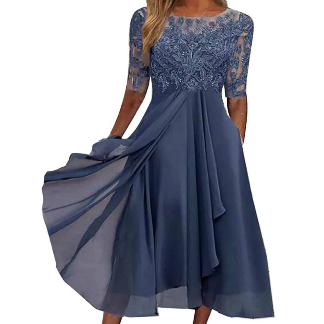 Blaues Abendkleid mit Spitze, dreiviertel Ärmel, fließender Chiffon, elegantes Design.