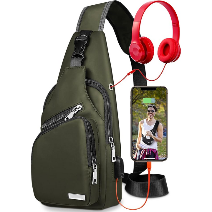 Grüne Umhängetasche mit Kopfhörern und Smartphone, ideal für Reisen und Outdoor-Aktivitäten.
