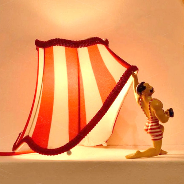 Vintage Circus Table Lamp - Carnovolt