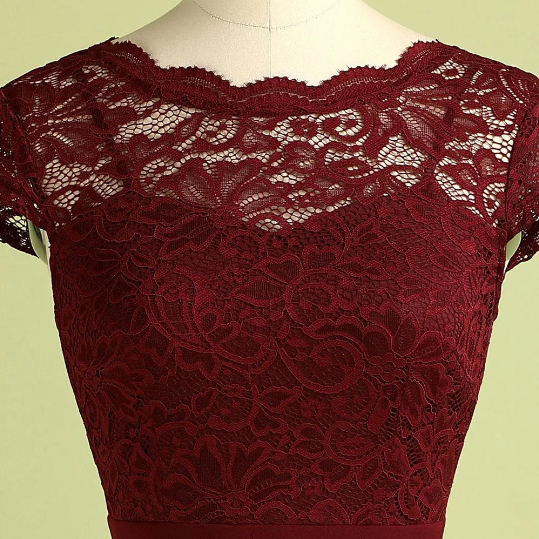 Vintage Spitzenkleid - DressMagic 