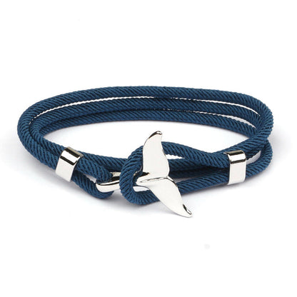 Blaues Herrenarmband mit Walflossen-Anhänger, mehrlagig, maritim, modisch, Geschenkidee.