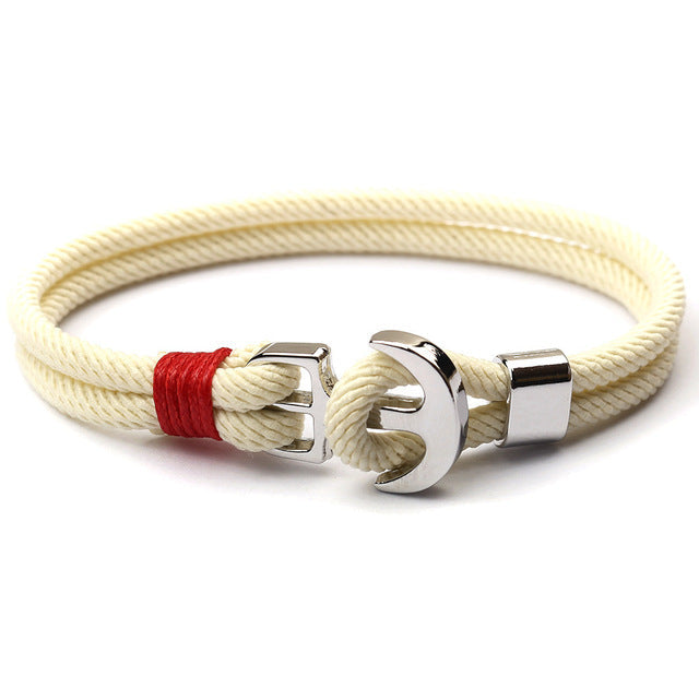 Herrenarmband Anker-Design, cremefarbenes Seil, Edelstahlverschluss, maritimer Stil.