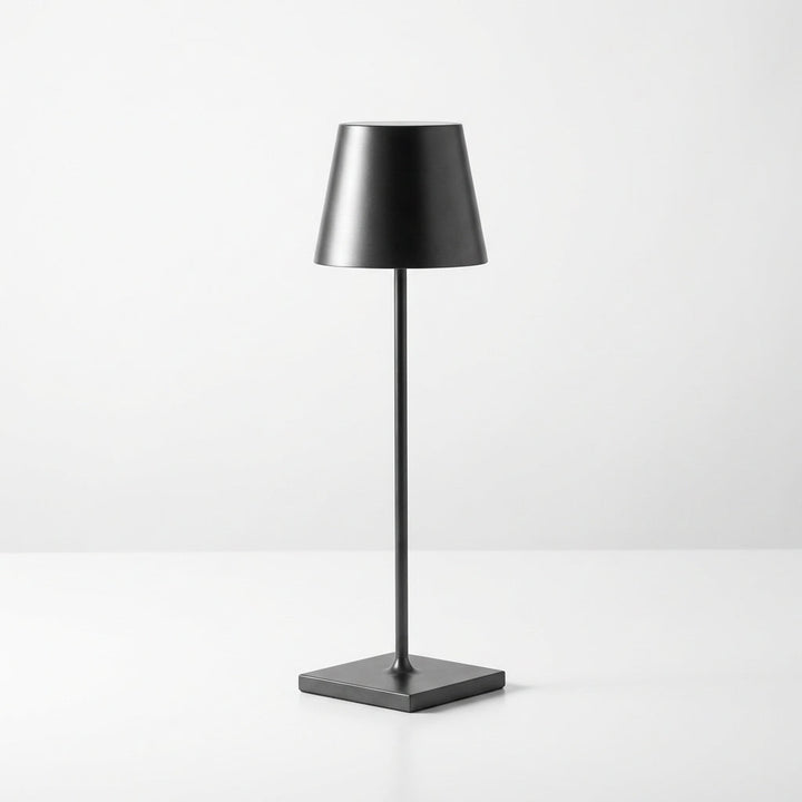 Wireless Dimmable Table Lamp - Radiovo
