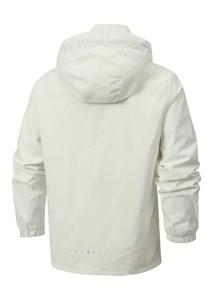 Weiße Herrenjacke mit Kapuze, wasserabweisend, atmungsaktiv, ideal für Outdoor-Aktivitäten.