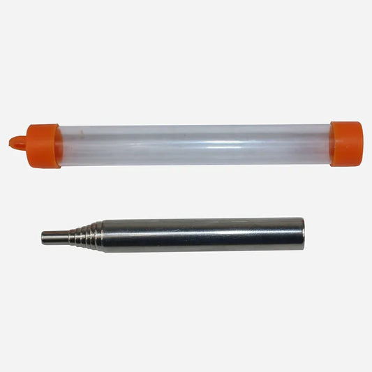 Metallpfeife mit transparentem Kunststoffetui, orange Kappe, tragbar, langlebig.