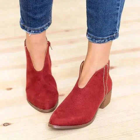 Rote Wildleder-Stiefeletten mit V-Ausschnitt, Damenmode, bequeme Absatzschuhe, Freizeitlook.