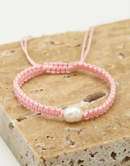 Rosa Makramee-Armband mit Perle, handgefertigt, Schmuck, Geschenkideen, modisch, elegant