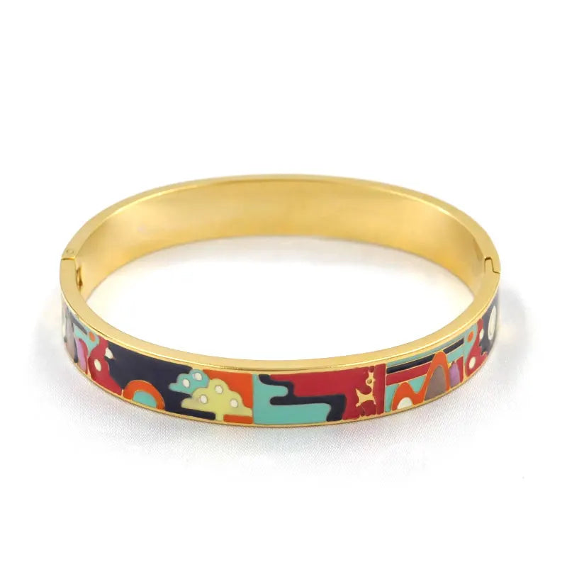 Goldenes Emaille-Armband mit buntem geometrischem Muster, modisches Accessoire.