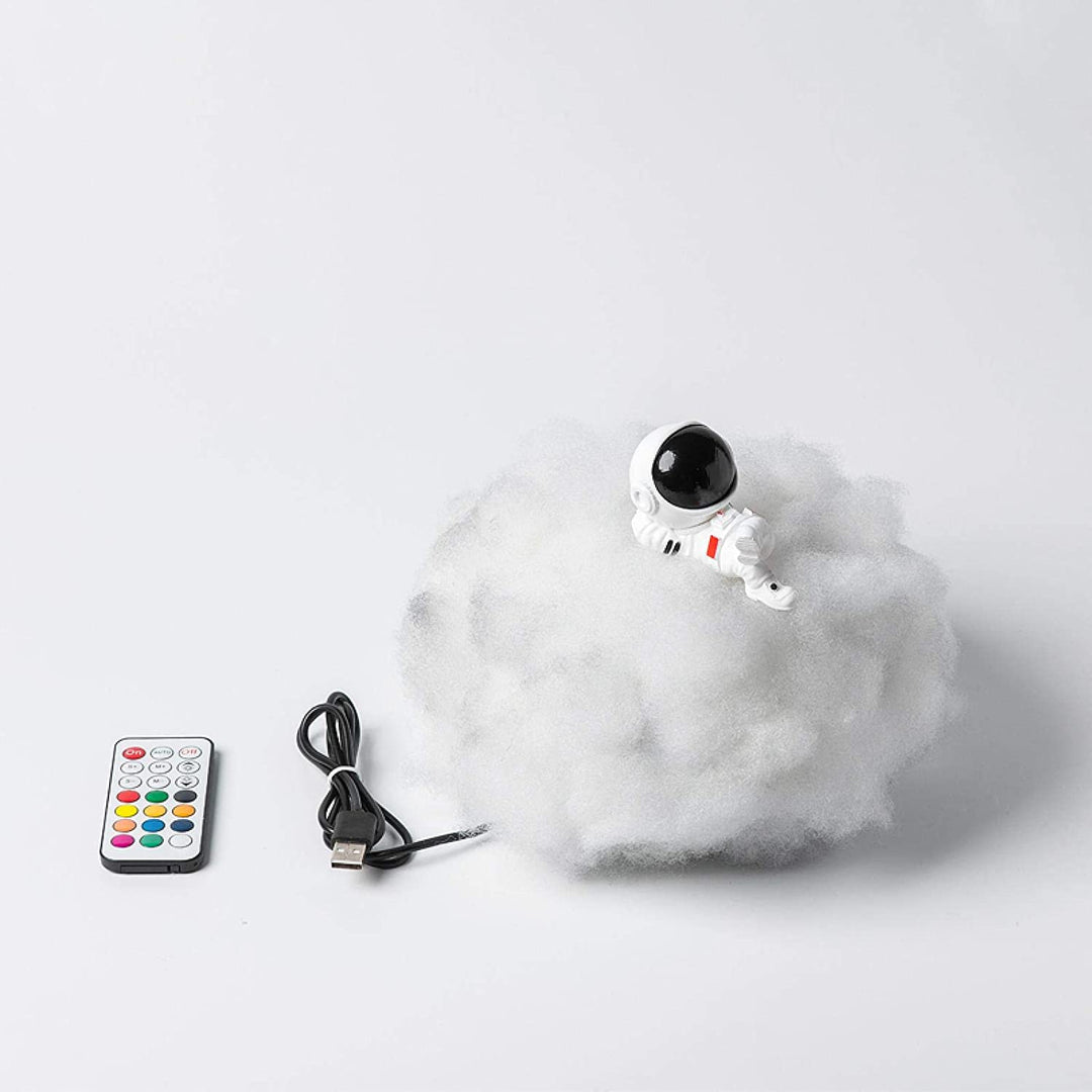 Astronaut Nachtlicht mit Fernbedienung, USB-Anschluss, Wolken-Design, LED-Lampe, weiß.