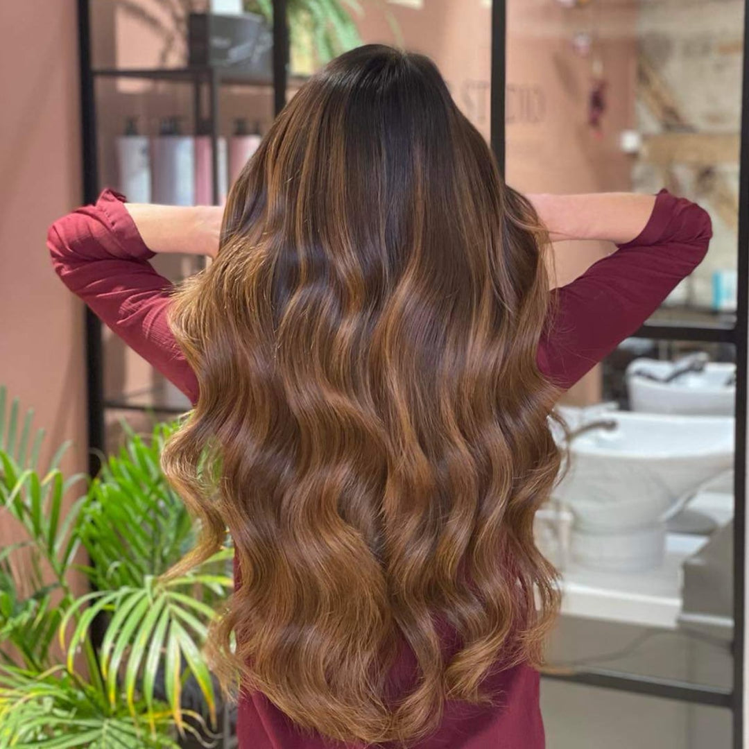 Tape-in prodloužení vlasů – Veloura Tape (teplá hnědá balayage 2+7)