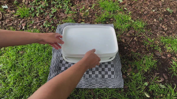 Prémiový nouzový balíček v plastovém kbelíku (12,8L) - SafeBucket
