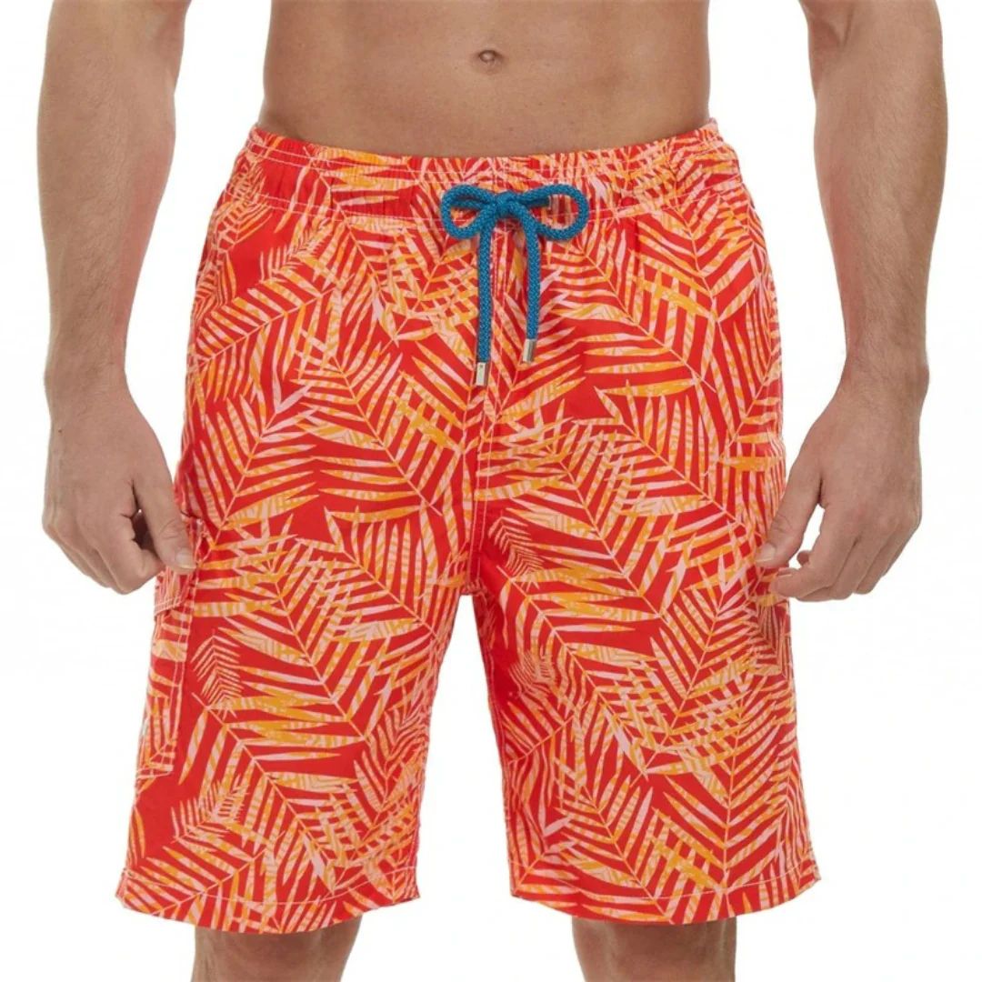 Männer-Badeshorts, rot-gelbes Palmenmuster, Kordelzug, Sommermode, Strandbekleidung.