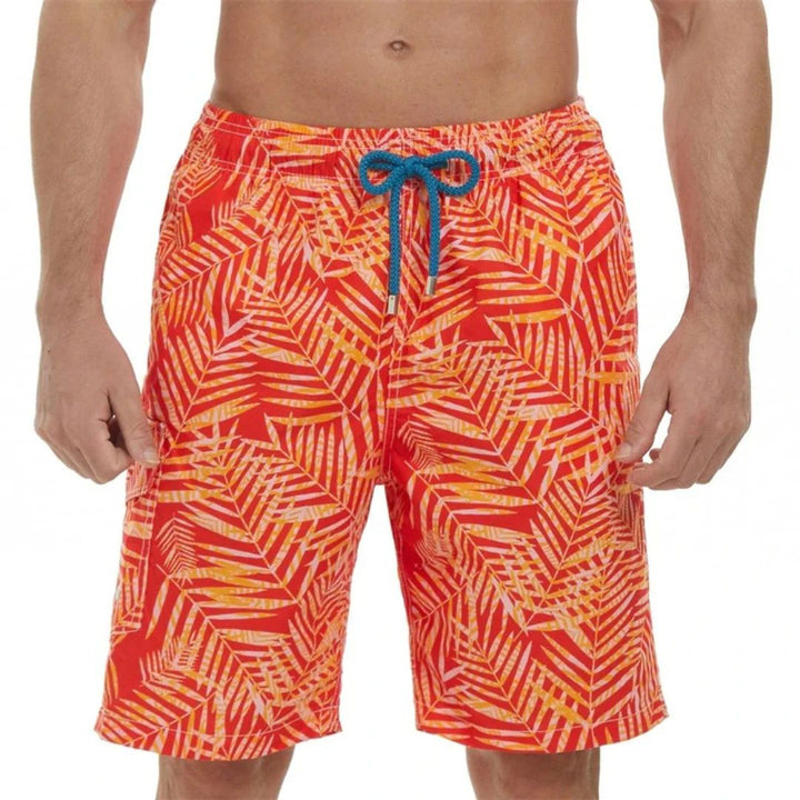 Männer-Badeshorts, rot-gelbes Palmenmuster, Kordelzug, Sommermode, Strandbekleidung.