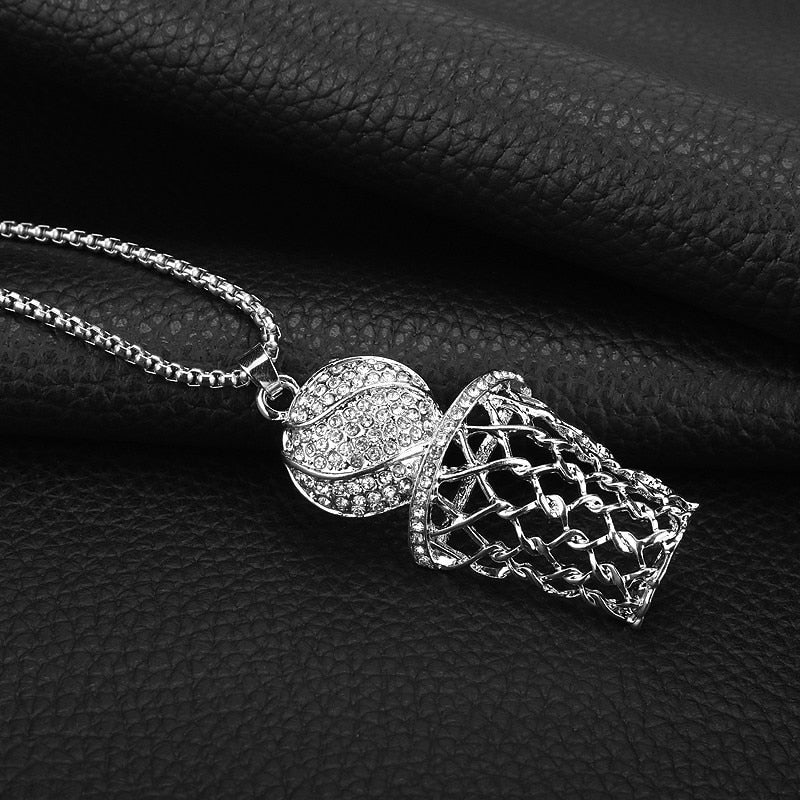 Silberne Basketballkette mit Strass, modisches Schmuckstück, Sportanhänger, Geschenkidee.