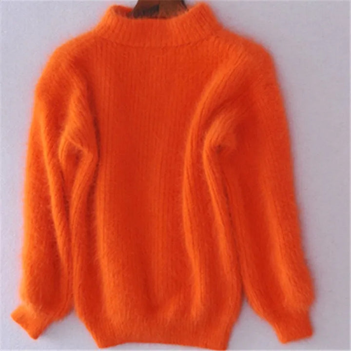 Orangefarbener Pullover aus Mohair, langärmelig, Rollkragen, weiches Material, Damenmode.