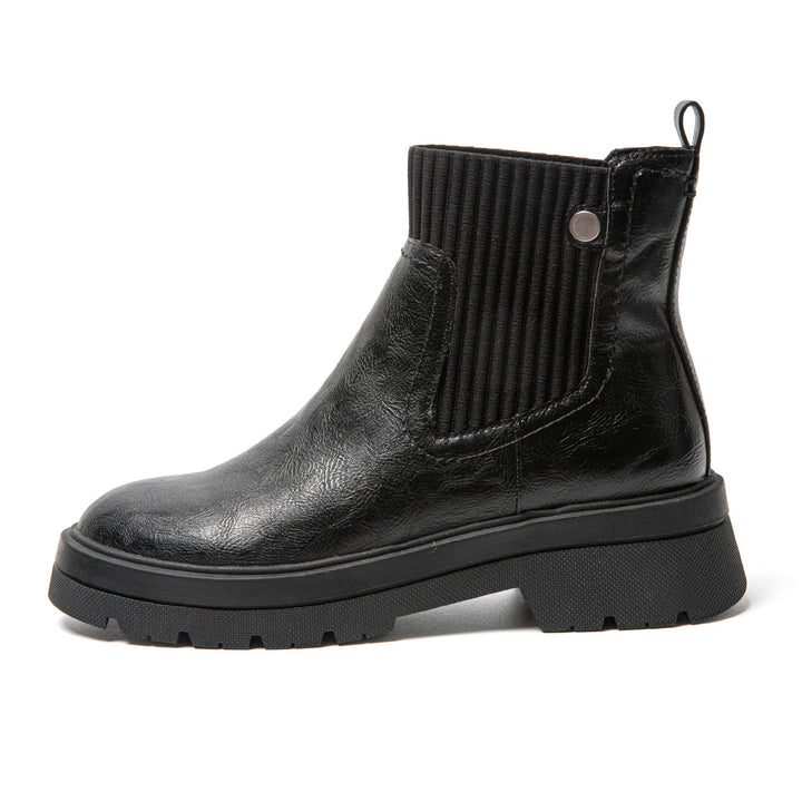 Schwarzer Chelsea-Boot aus Lederimitat mit elastischem Einsatz und robuster Sohle für Damen.