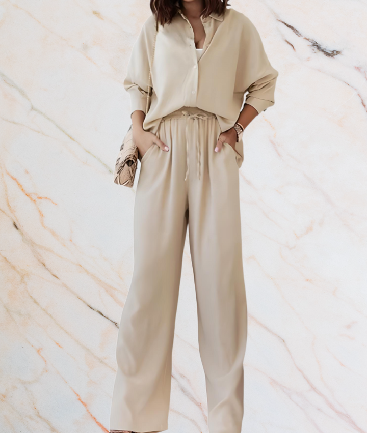Damenbeige Anzughose und Bluse Set, lässig, elegant, aus Baumwolle, ideal für Büro oder Freizeit.