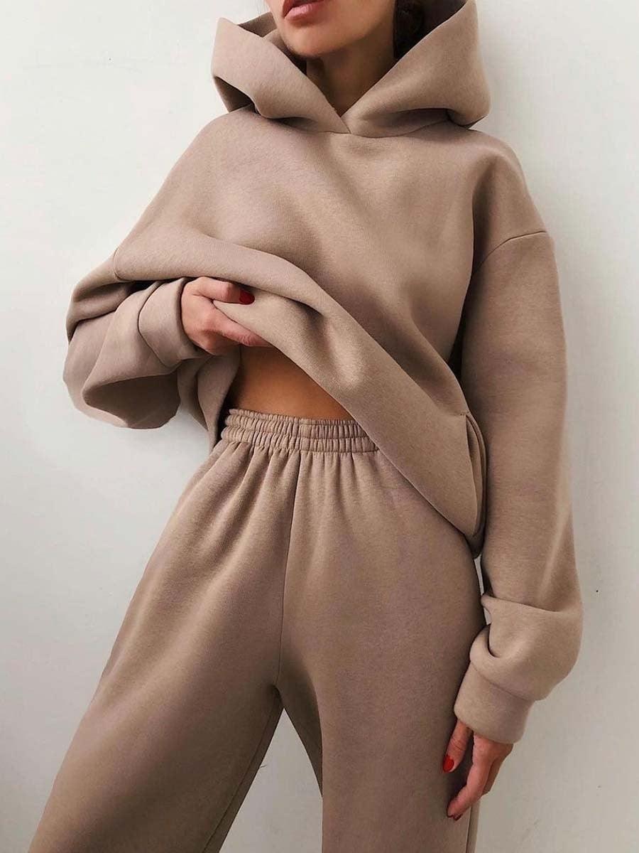 Damen Kapuzenpullover und Jogginghose Set, beige, gemütlich, Freizeitmode, Baumwolle.
