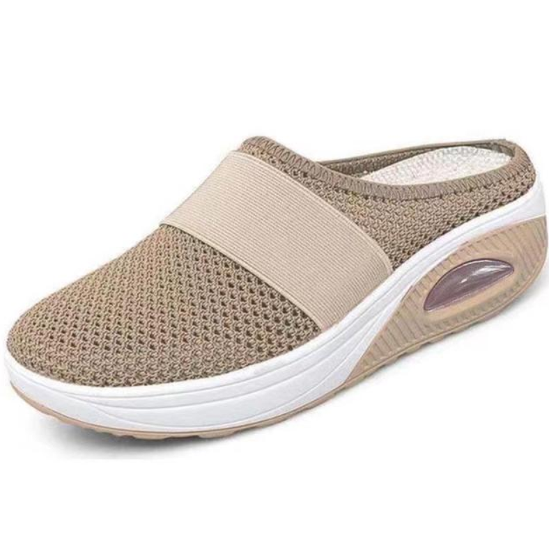 Beiger Damen-Sneaker mit Mesh-Obermaterial, rutschfeste Sohle, atmungsaktiv, bequem.