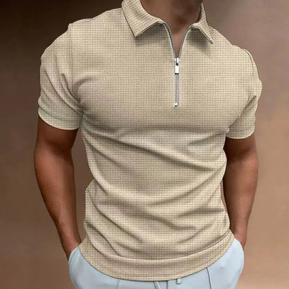 Beiges Herren-Poloshirt mit Reißverschluss, kurzärmelig, elegantes Design, Freizeitmode.
