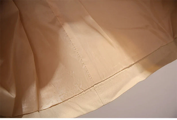 Beiger Vorhangstoff, lichtdurchlässig, Polyester, für Wohnzimmer, moderne Inneneinrichtung.