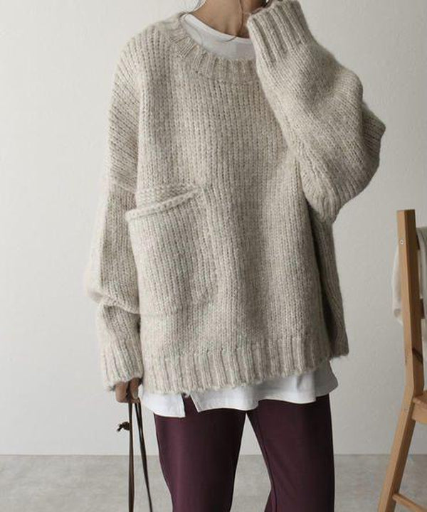 Beiger Oversize-Strickpullover aus Wolle mit Tasche, lässiger Stil, Damenmode.