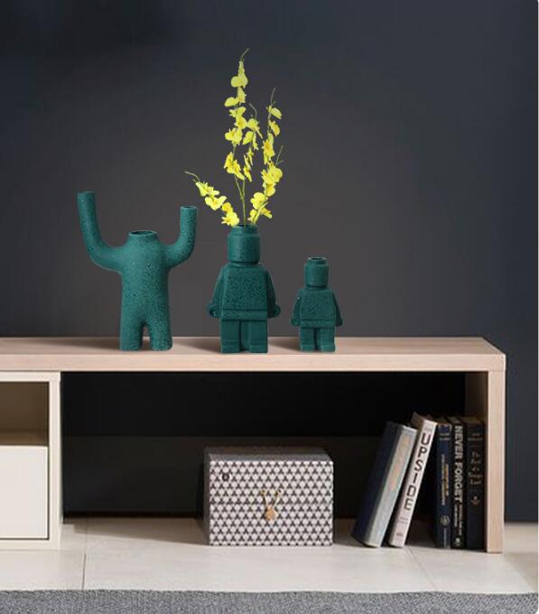Robotické květináče z keramiky - BrickBotanica