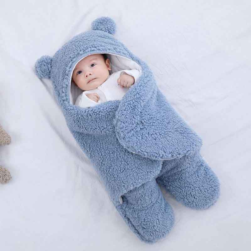 Blauer Baby-Fußsack aus Teddyfleece, warm, weich, mit Kapuze und Ohren, für Winter.