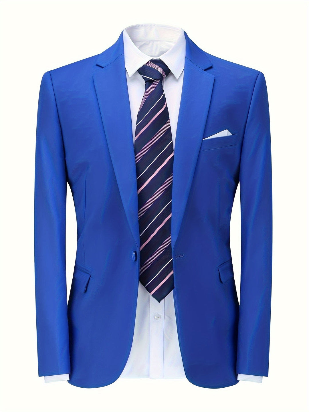 Blauer Herrenanzug mit gestreifter Krawatte und weißem Hemd, elegantes Business-Outfit.