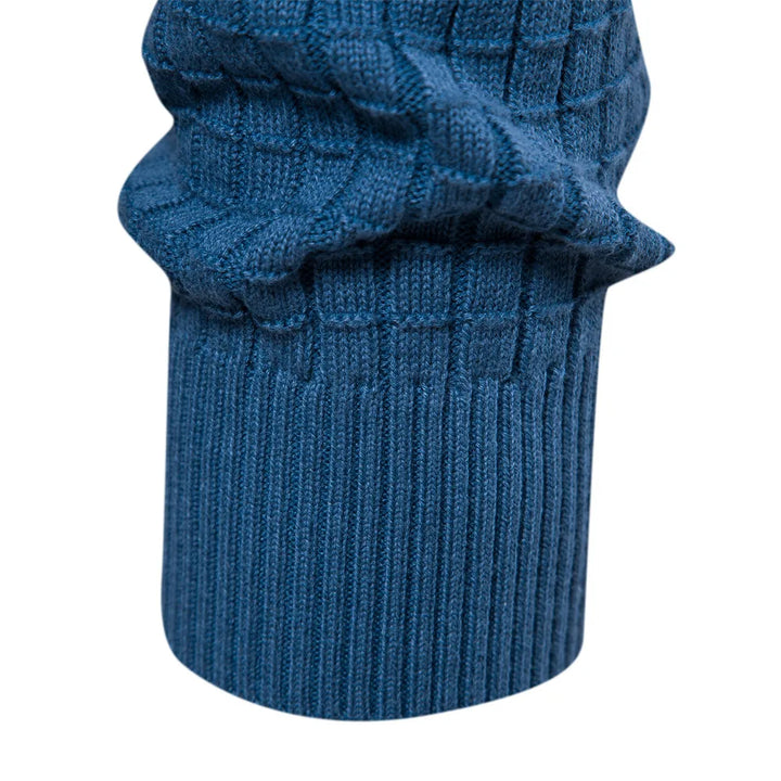 Blauer Strickpullover-Ärmel, geripptes Design, weiches Material, modisch, warm, Herrenmode.