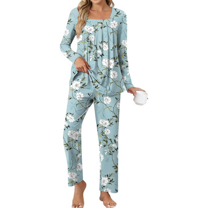 Damen Pyjama Set, blau mit Blumenmuster, langärmlig, bequem, Nachtwäsche aus Baumwolle.