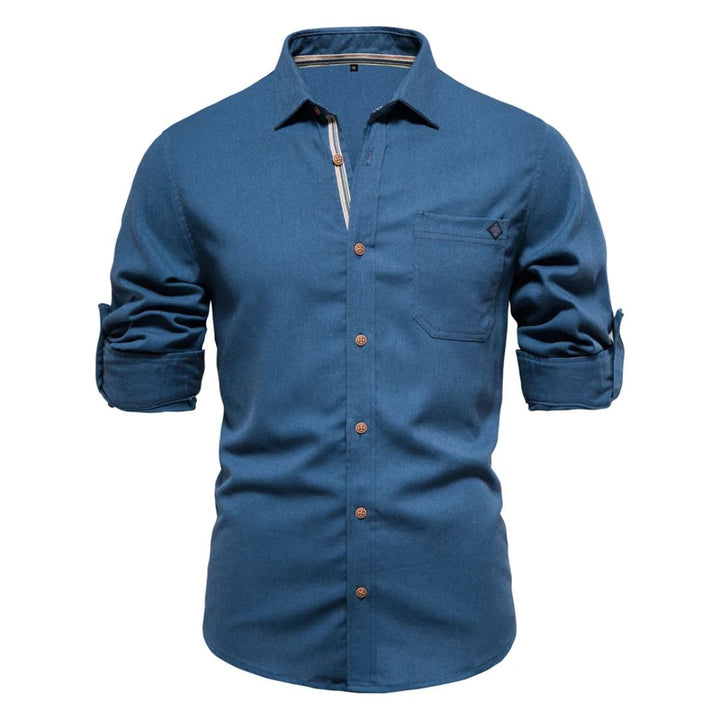 Blaues Herrenhemd, langärmlig, Baumwolle, Knopfleiste, Freizeitmode, elegantes Design.