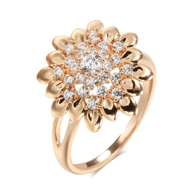 Roségoldener Blumenring mit Zirkonia, modisches Schmuckstück für Damen, ideal für Hochzeiten.