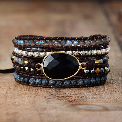 Boho-Armband mit schwarzem Onyx, Leder, 5 Stränge, handgefertigt, modisch, Damen-Schmuck.