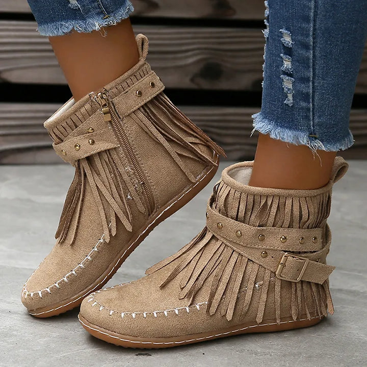 Damen Stiefeletten, beige Wildlederoptik, Fransen, Reißverschluss, Boho-Stil, modisch.