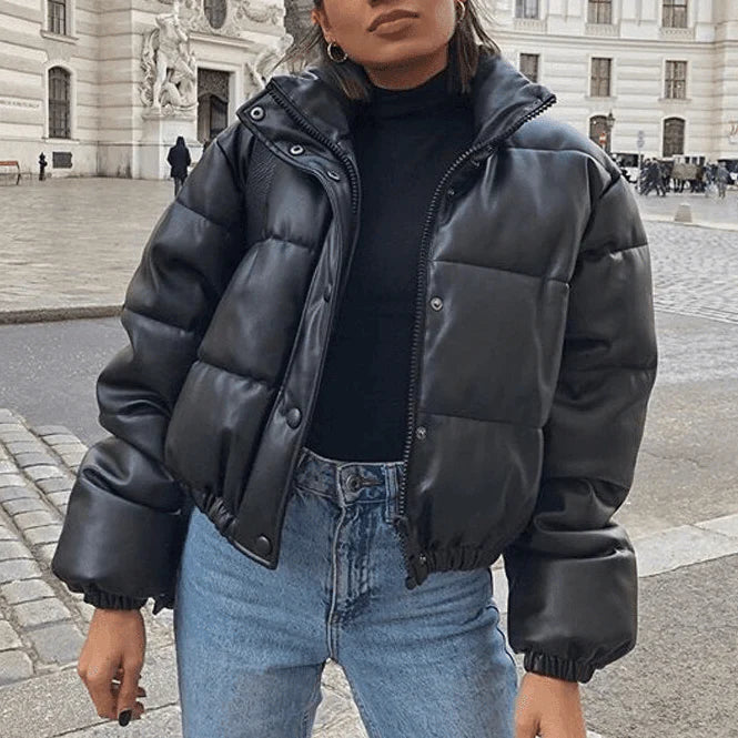 Schwarze Damen-Daunenjacke, gesteppt, mit Reißverschluss, modisch, warm, ideal für Winter.