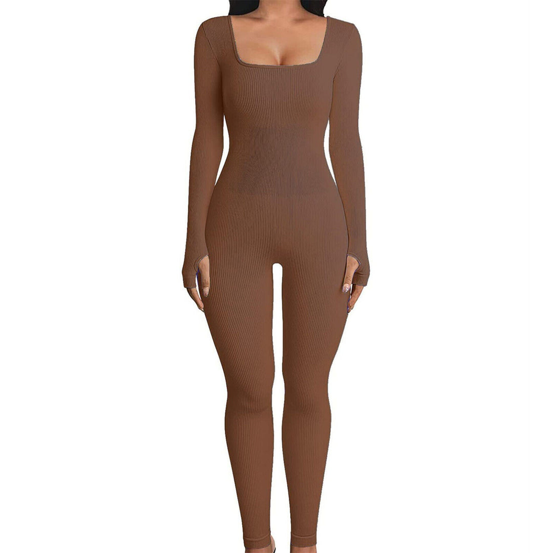 Brauner langärmeliger Jumpsuit für Damen, figurbetont, aus Shapewear-Material.