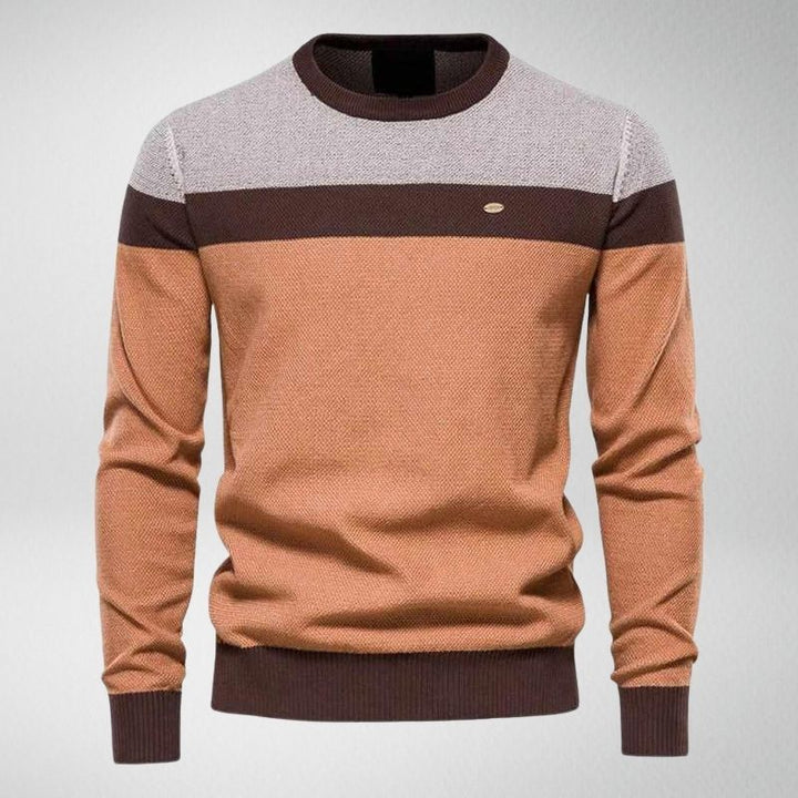Herrenpullover, braun-beige, Rundhals, Strick, modisch, Herbstmode, bequem, stilvoll.