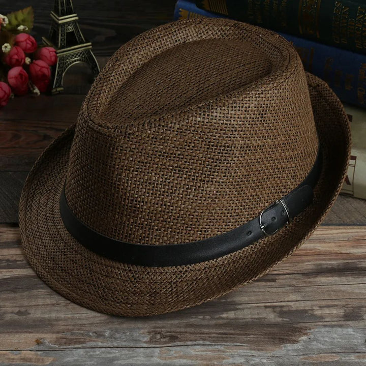 Brauner Fedora-Hut aus Stroh mit schwarzem Band, stilvoller Sommerhut für Herren.