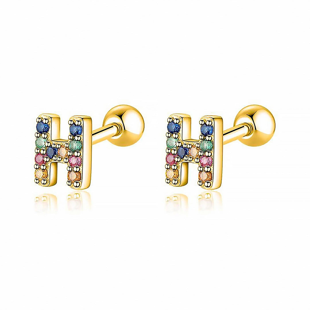 Goldene Ohrringe mit bunten Buchstaben, Schmuck, modisch, Damenaccessoire, Geschenkidee.