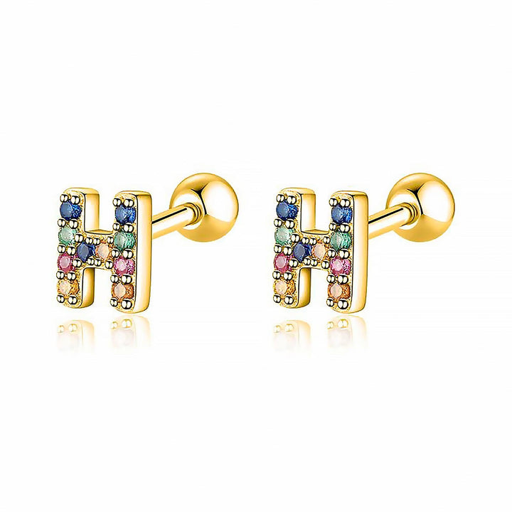 Goldene Ohrringe mit bunten Buchstaben, Schmuck, modisch, Damenaccessoire, Geschenkidee.