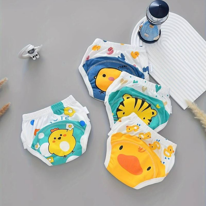 Bunte Baby-Windelhosen mit Tiermotiven, Baumwolle, waschbar, 4er-Set, auf grauem Hintergrund.